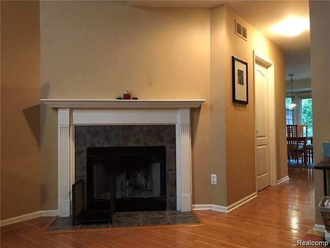 Building Photo - 497 Sheffield Ct