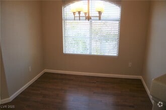 Building Photo - 6480 Annie Oakley Dr