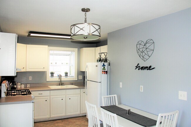 Foto del edificio - 820 S Junett St