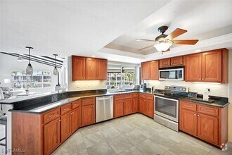 Building Photo - 69 Ocean Dr