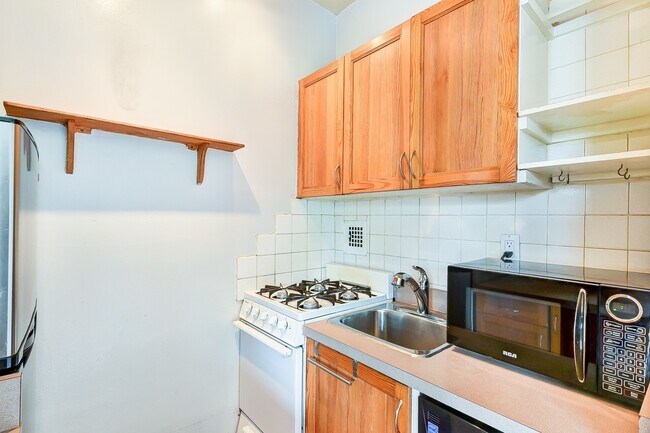 Foto del edificio - Charming & Bright Studio at River Place No...
