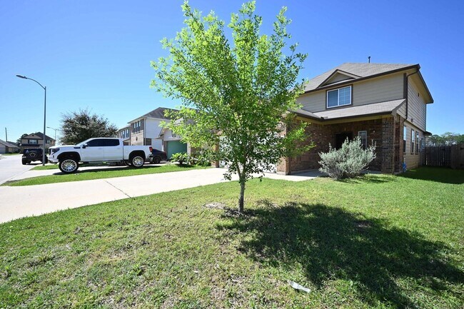 Building Photo - 10331 Admirable Path