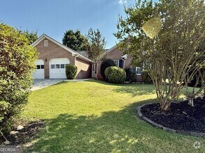Building Photo - 3267 Summit Glen Dr