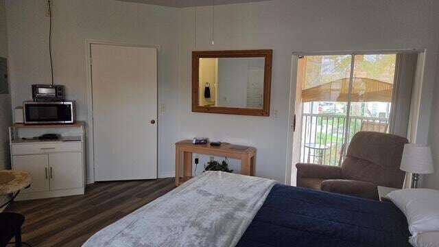 Building Photo - 10027 Perfect Dr