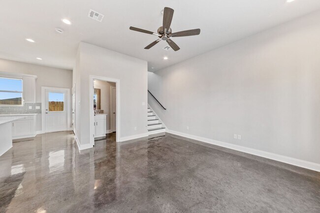 Foto del edificio - 109 Firethorn Dr