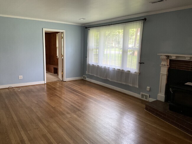 Foto del edificio - 3417 Cooper Rd