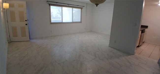 Foto del edificio - 2525 W Bay Dr