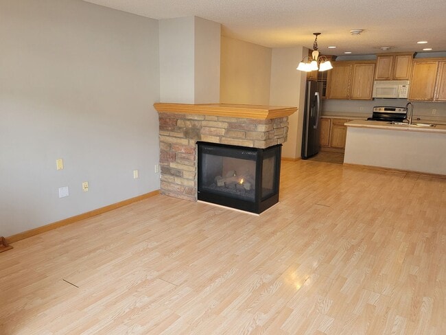 Foto del edificio - Middle Unit Townhouse