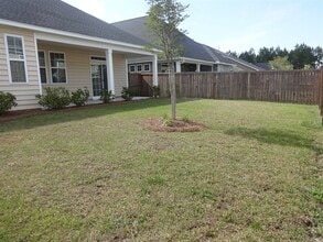 Building Photo - 308 Nuttall Dr