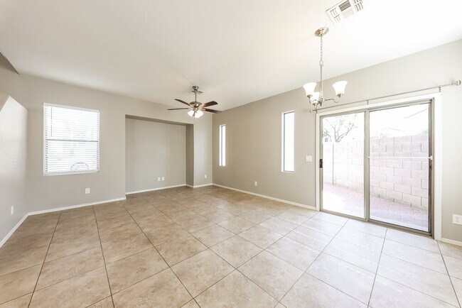Foto del edificio - 22052 N 30th Dr