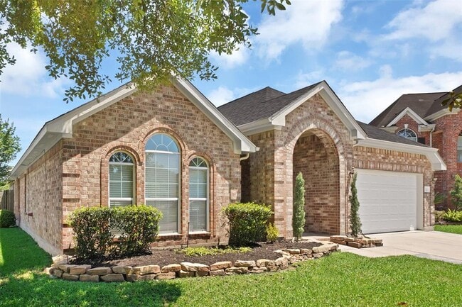Building Photo - 2203 Laurel River Bend