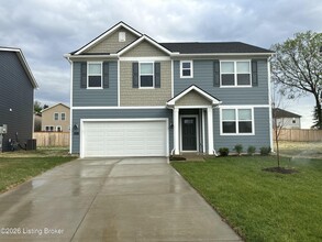 Building Photo - 2015 Lyndon Green Cir
