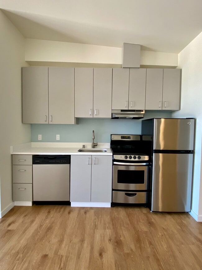 Foto del edificio - Bayview West Apartments