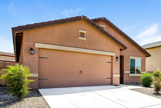 Building Photo - 8225 W Kittiwake Ln