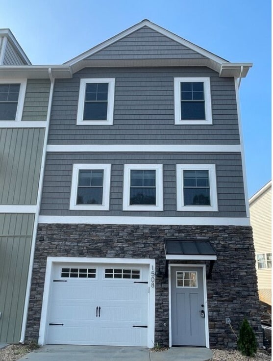 Building Photo - 1508 Palomino Trl