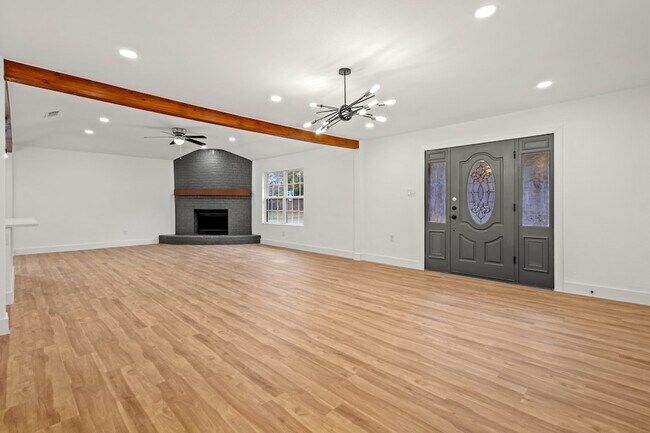 Foto del edificio - 6000 Cool Springs Dr