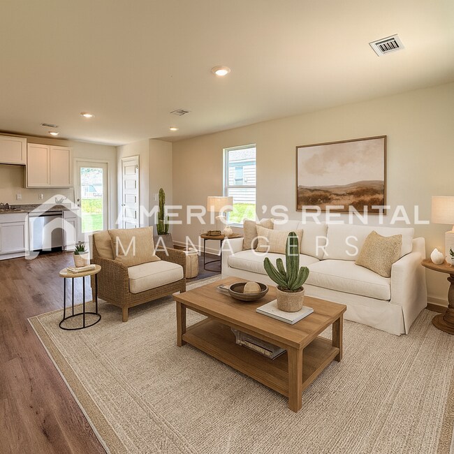 Building Photo - DEPOSIT PENDING!!! Available NOW!
