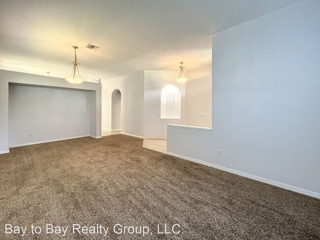 Building Photo - 5 br, 3 bath House - 4424 Highcroft Dr