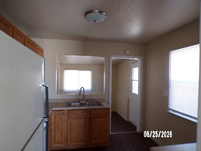 Foto del edificio - 45321/45323 28th St East