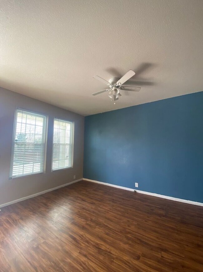 Building Photo - 2688 Brooksedge View