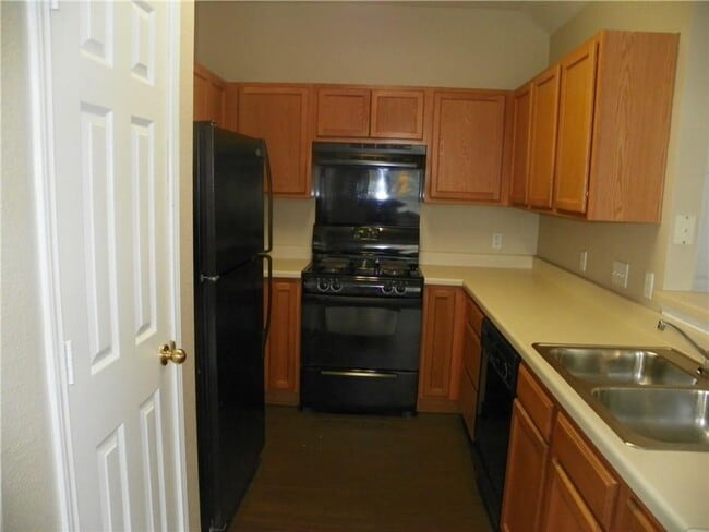 Building Photo - 13704 Harris Ridge Blvd