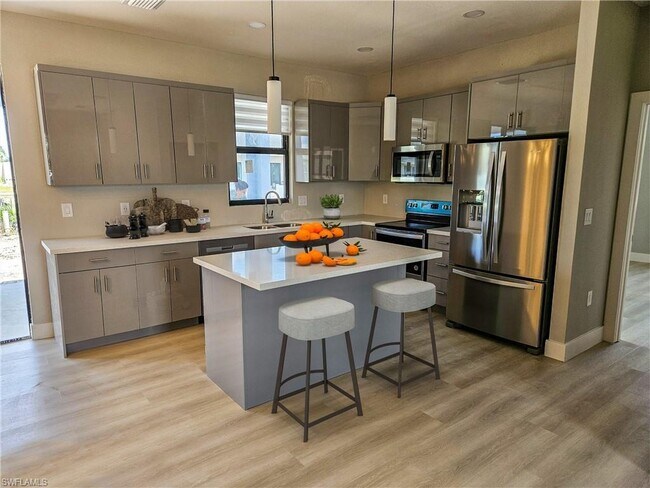Foto del edificio - 2709 NW 5th St