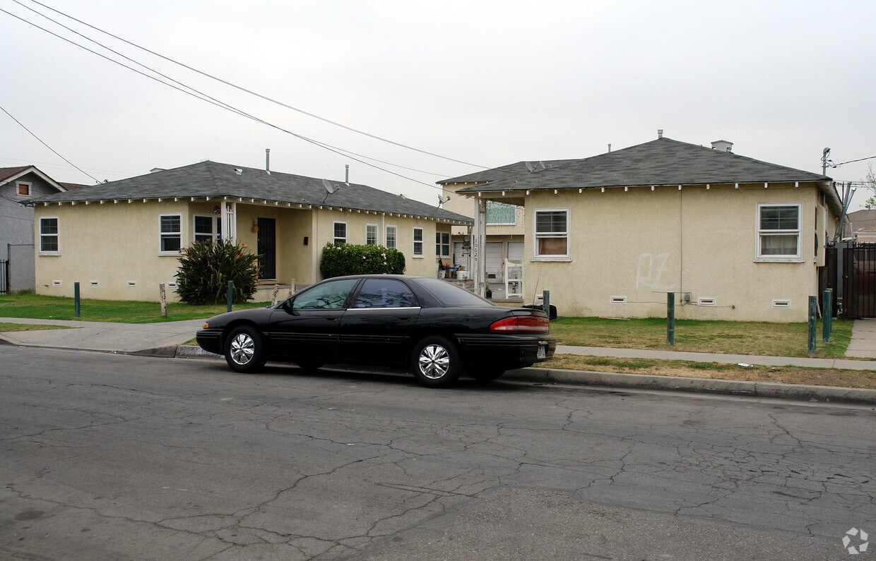Foto del edificio - 10614 S Osage Ave