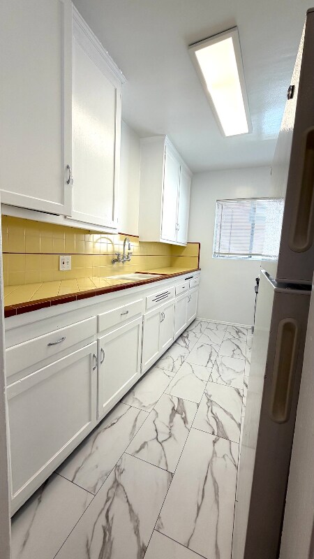 Foto del edificio - 5826 Gregory Ave