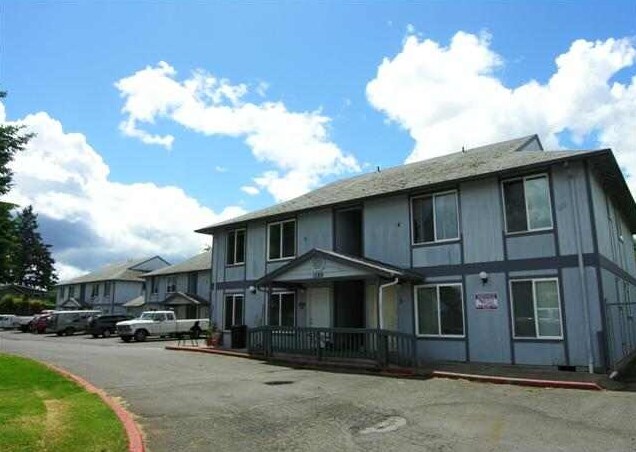 Primary Photo - 1289 SE Holman Ave