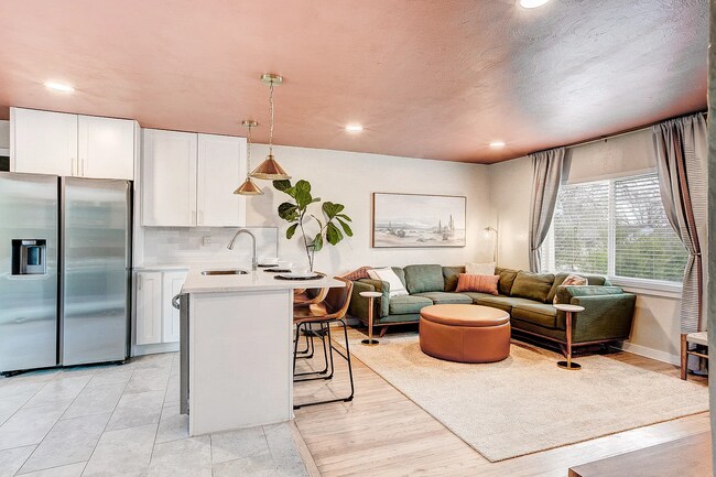 Foto del edificio - 3483 S Glencoe St