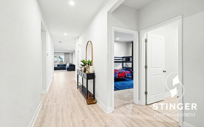 Foto del edificio - 1170 Salem Bay Dr