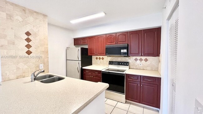 Building Photo - 4115 San Marino Blvd