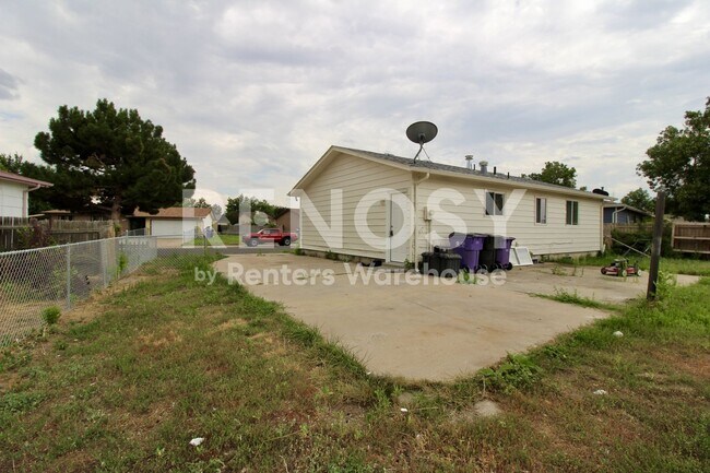 Foto del edificio - 5241 Victor Wy