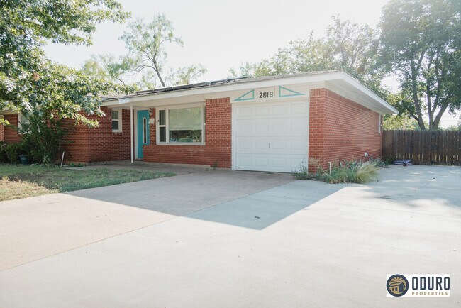 Building Photo - 2618 Garfield Avenue