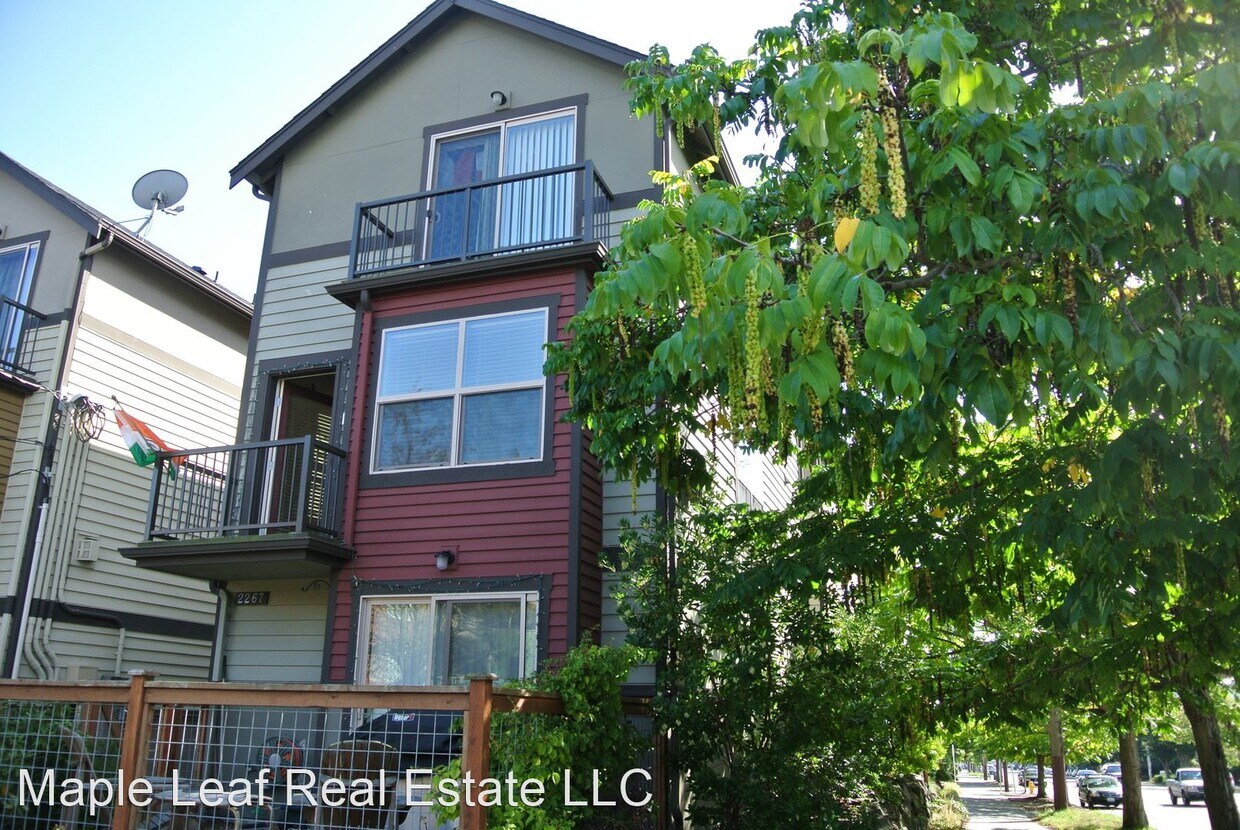 Foto principal - 3 br, 2.5 bath House - 2267 NW 63rd St.