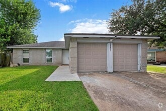 Building Photo - 5231 Wickview Ln