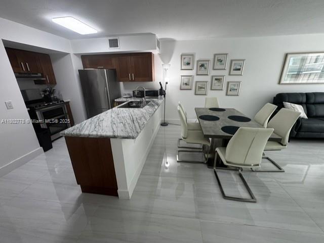Building Photo - 9499 Collins Ave