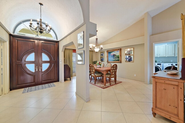 Building Photo - 13635 Staimford Dr