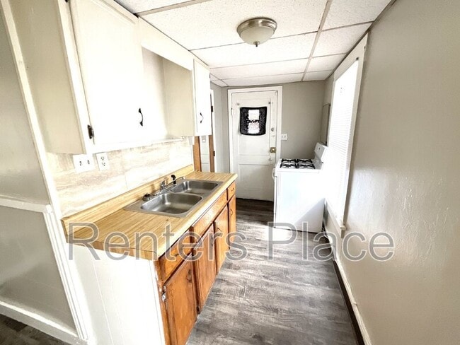 Foto del edificio - 517 S 40th W Ave