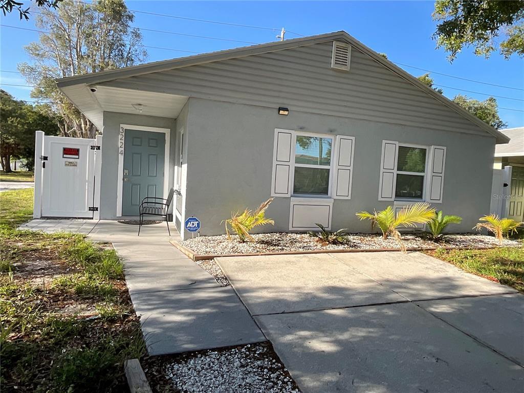 Foto principal - 3224 3rd Ave S