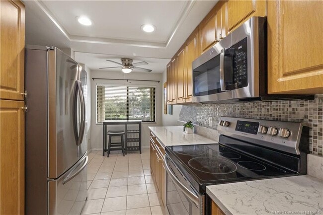 Foto del edificio - 4215 Gator Trace Ave