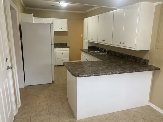 Foto del edificio - 154 Dobbs Ave