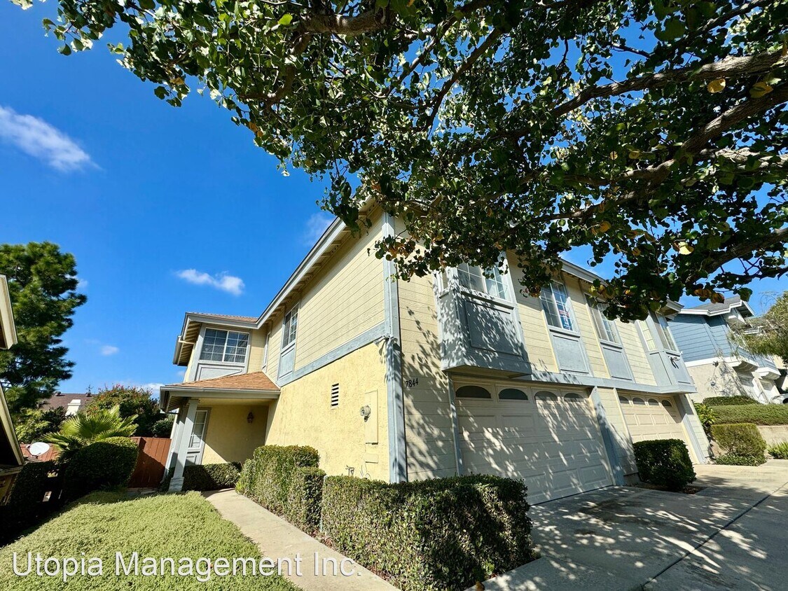 Primary Photo - 4 br, 2.5 bath House - 7844 Mission Bonita...