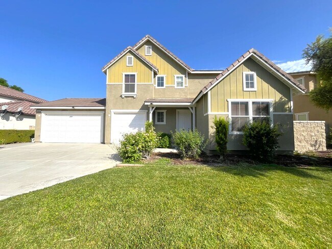Foto del edificio - 4 bed, 3 bath located in Eastvale, CA!