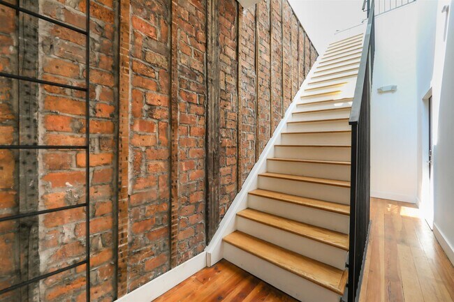 Foto del edificio - 157 Sherman Ave