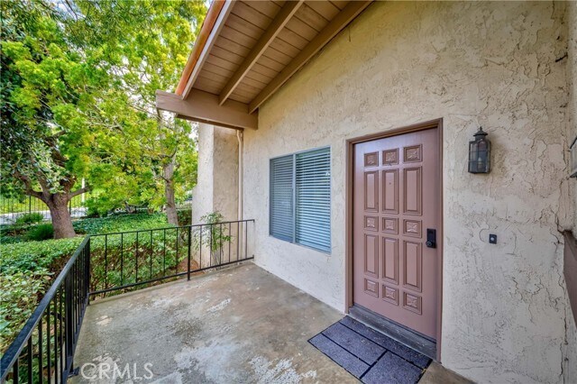 Building Photo - 28200 Ridgefern Ct