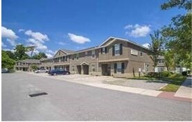 Foto del edificio - Montclair Townhomes