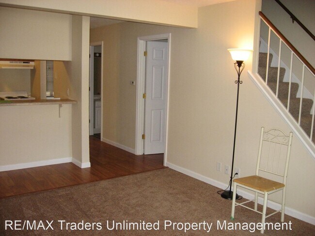 Building Photo - 2 br, 1.5 bath House - 1028 Florence