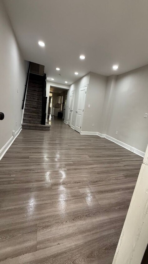 Foto principal - 4 Bedroom Renovated House