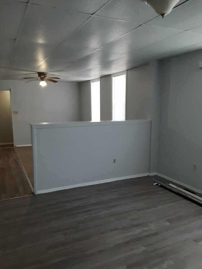 Building Photo - 5002 Northcote Ave